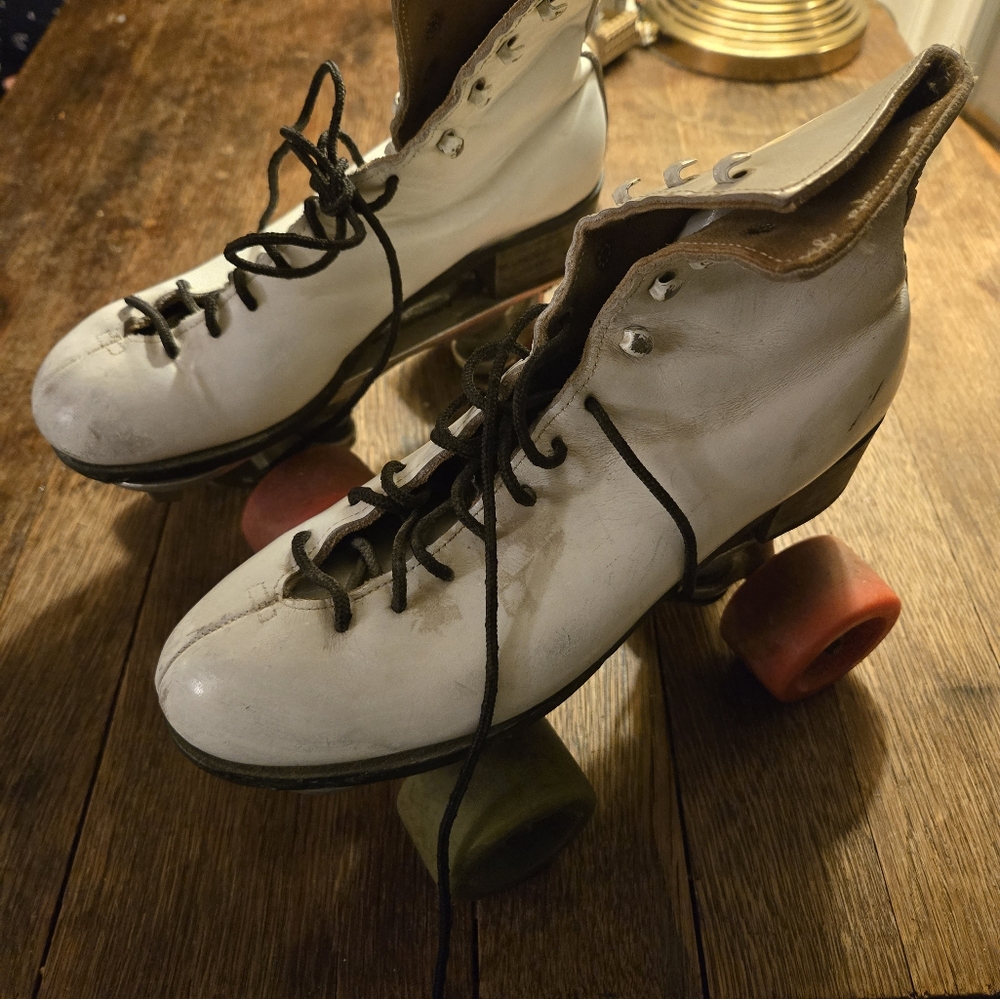 Vintage 70s white womens roller skates size 6 - Picture 12 of 13
